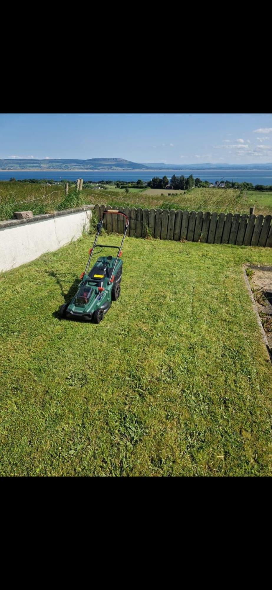 Holiday home Hillhead's Sea View Escape *