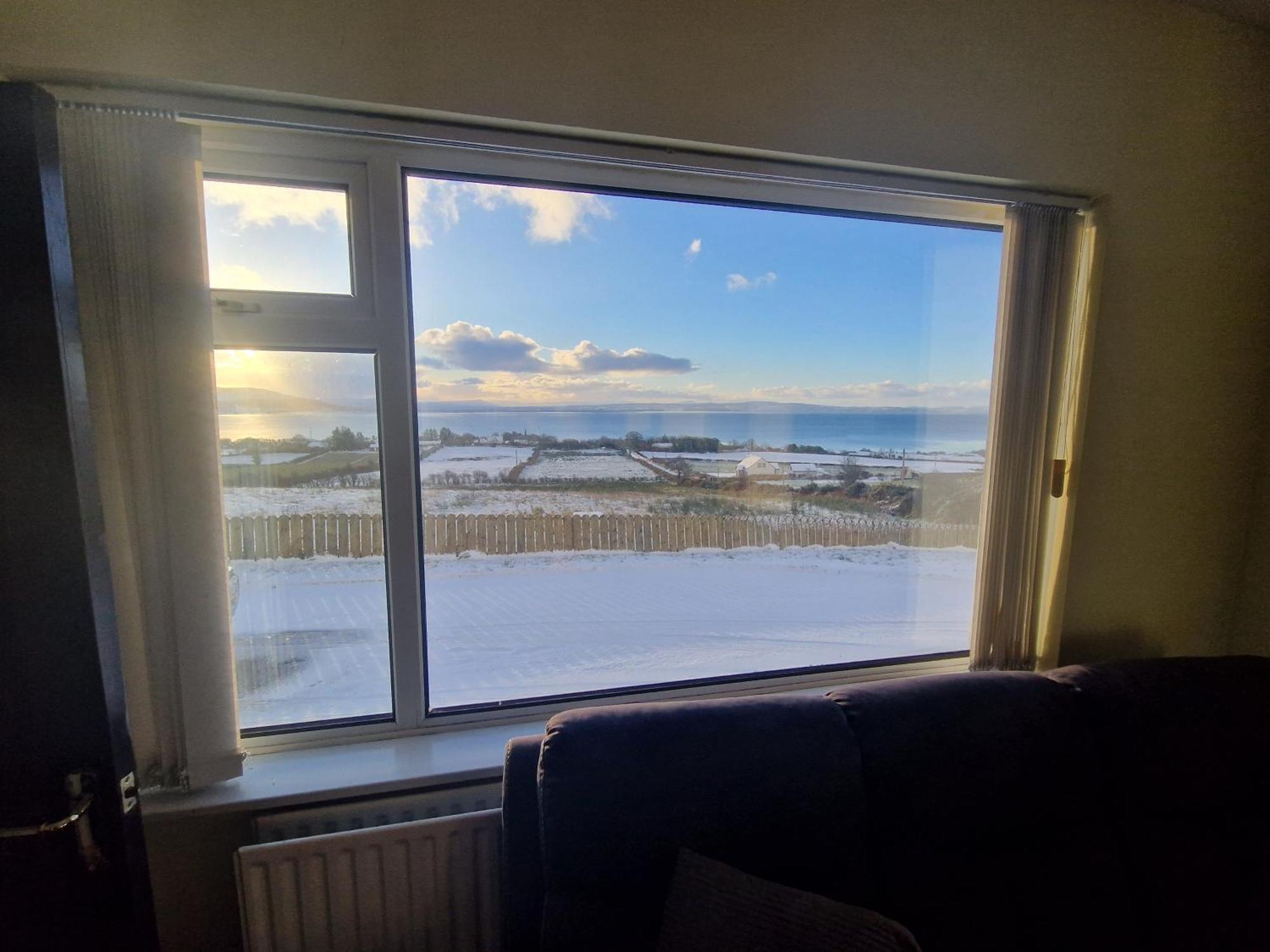 Hillhead's Sea View Escape Moville