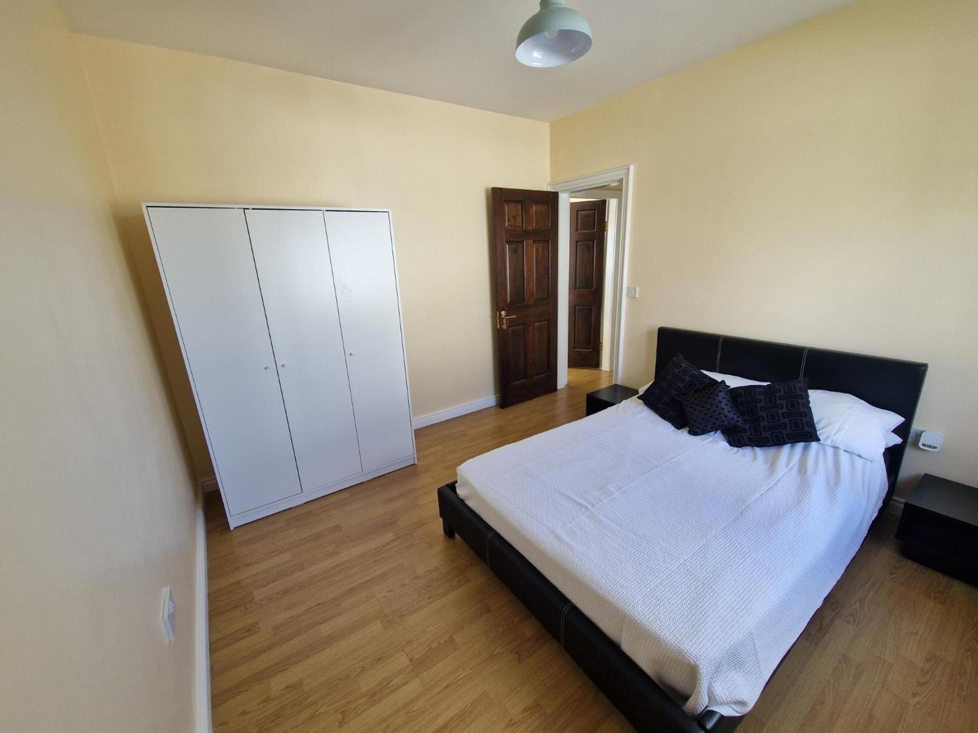 Holiday home Hillhead's Sea View Escape *