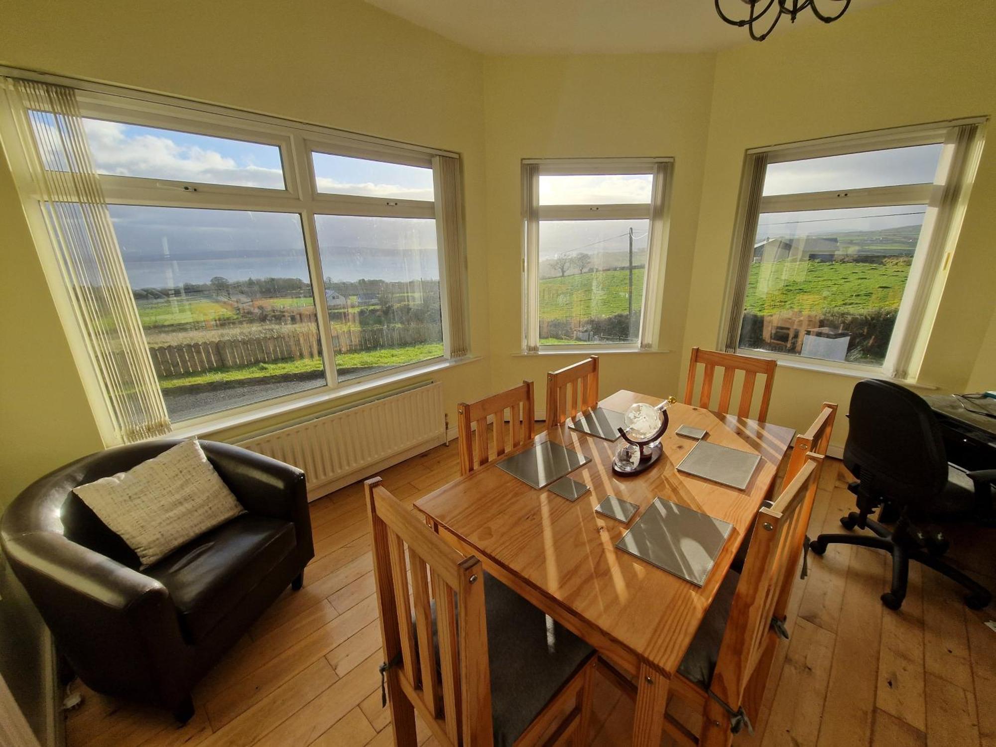 Hillhead's Sea View Escape Moville